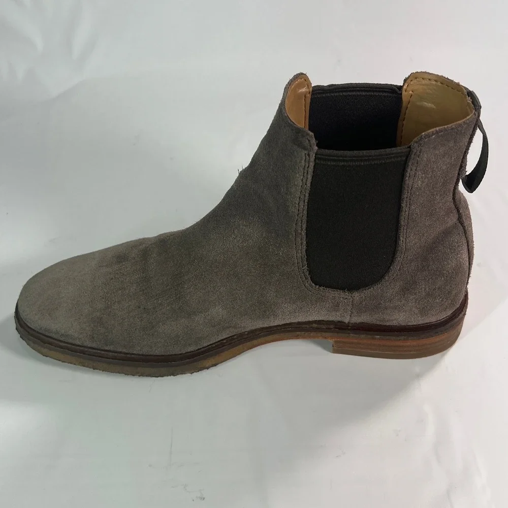 Clarks Clarkdale Gobi Men's Grey Suede Chelsea‎ Boots Size 8.5 Ankle Boots 21621